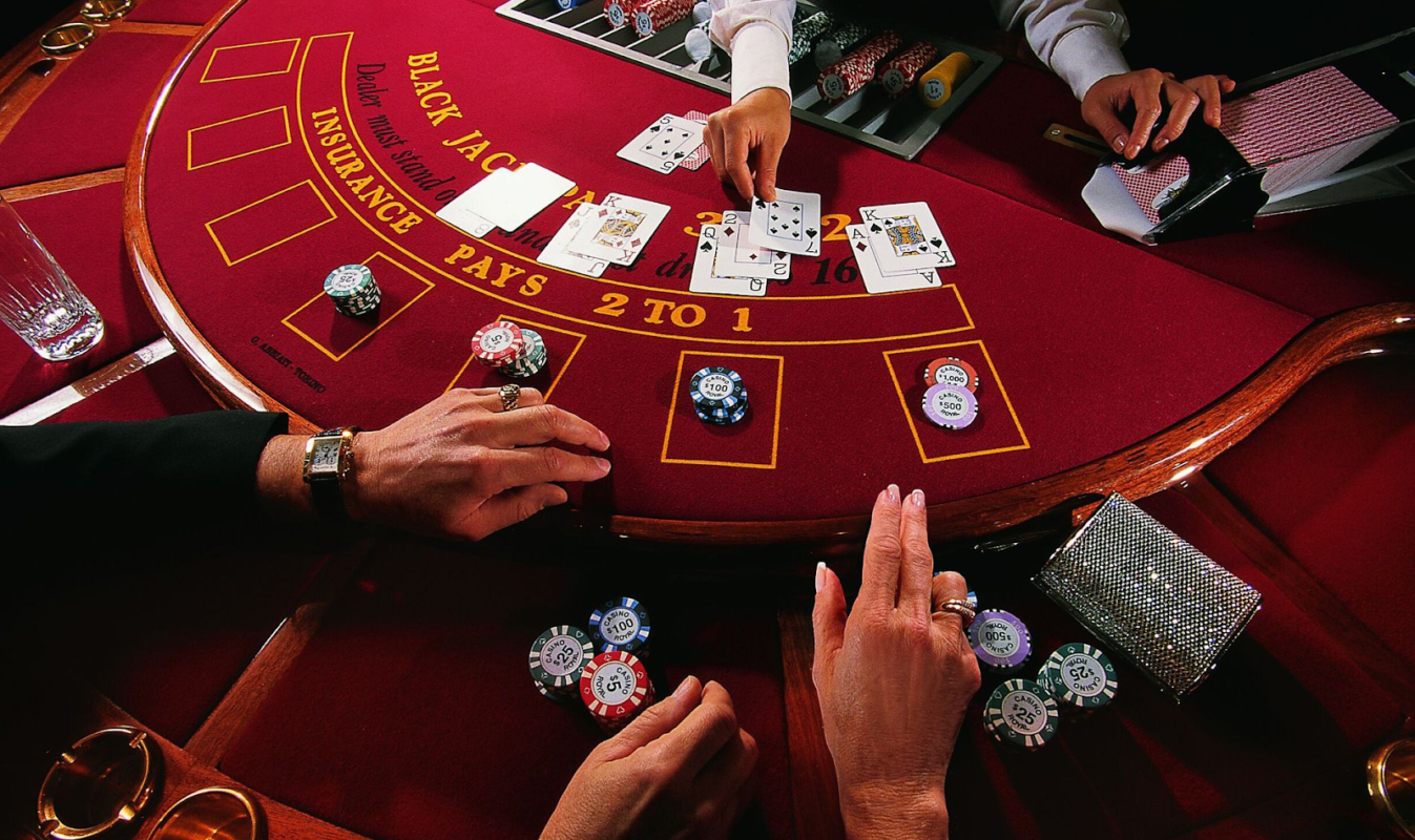 Phương pháp cáp thắng trong ván bài Baccarat